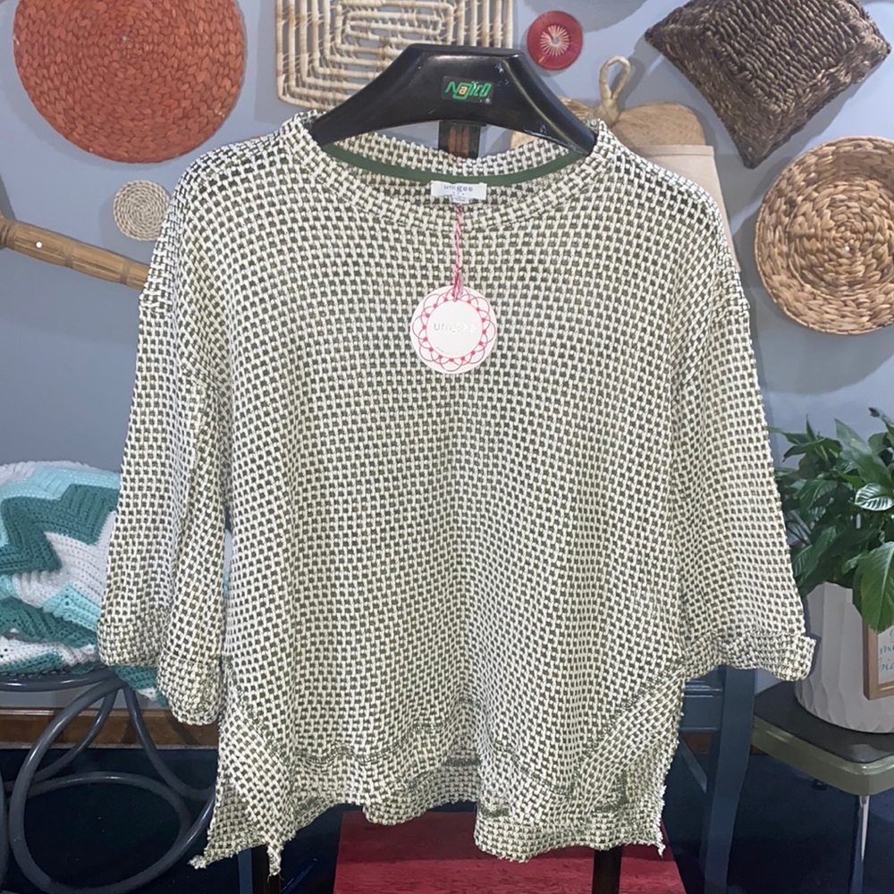 umgee USA oversized women’s sweater top, small